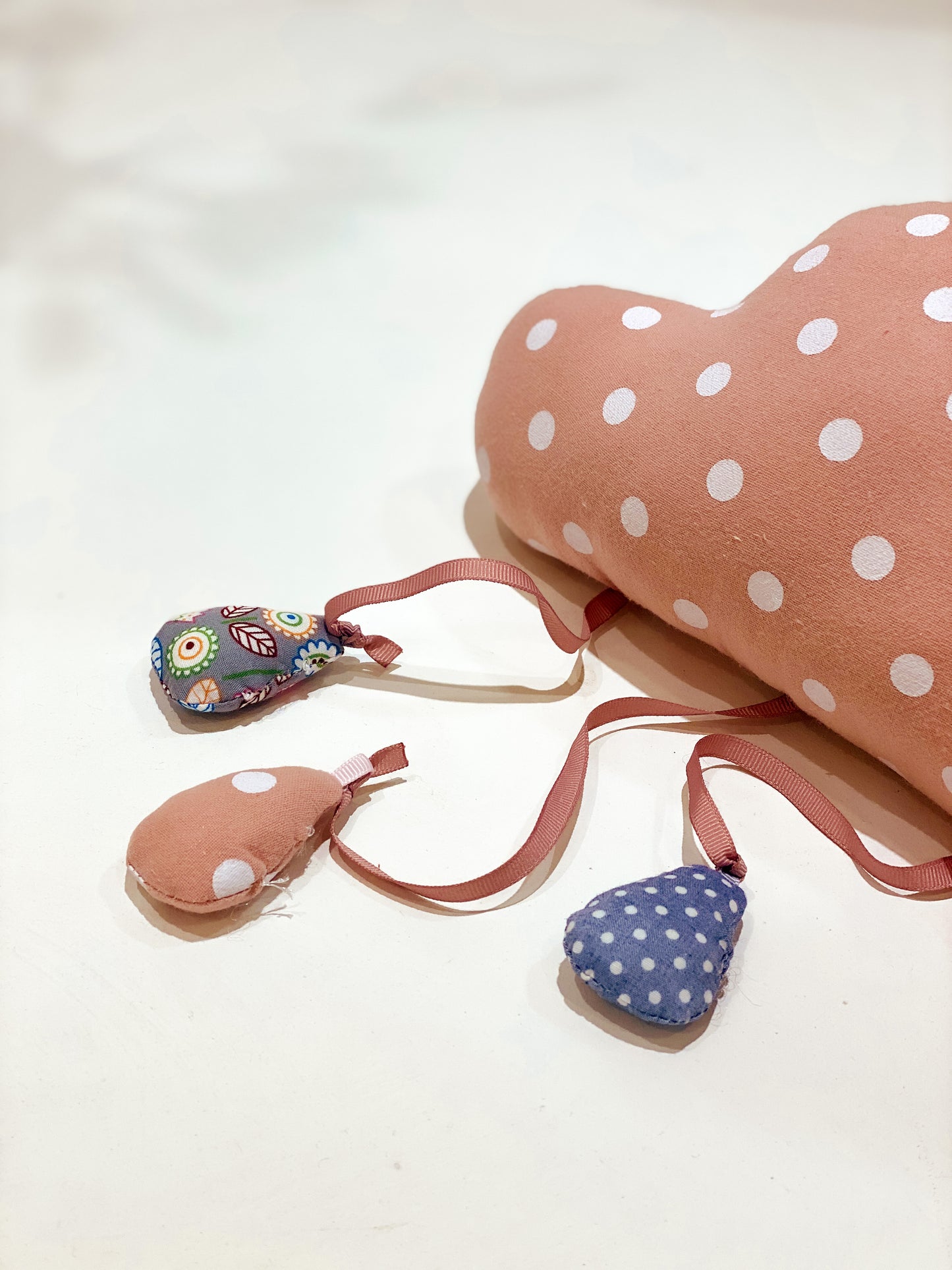 Mobile Cloud Pink