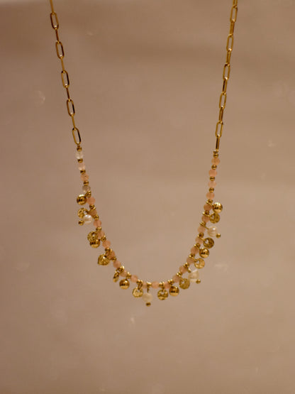 Collier Mae