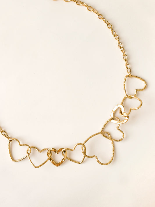 Collier AINA