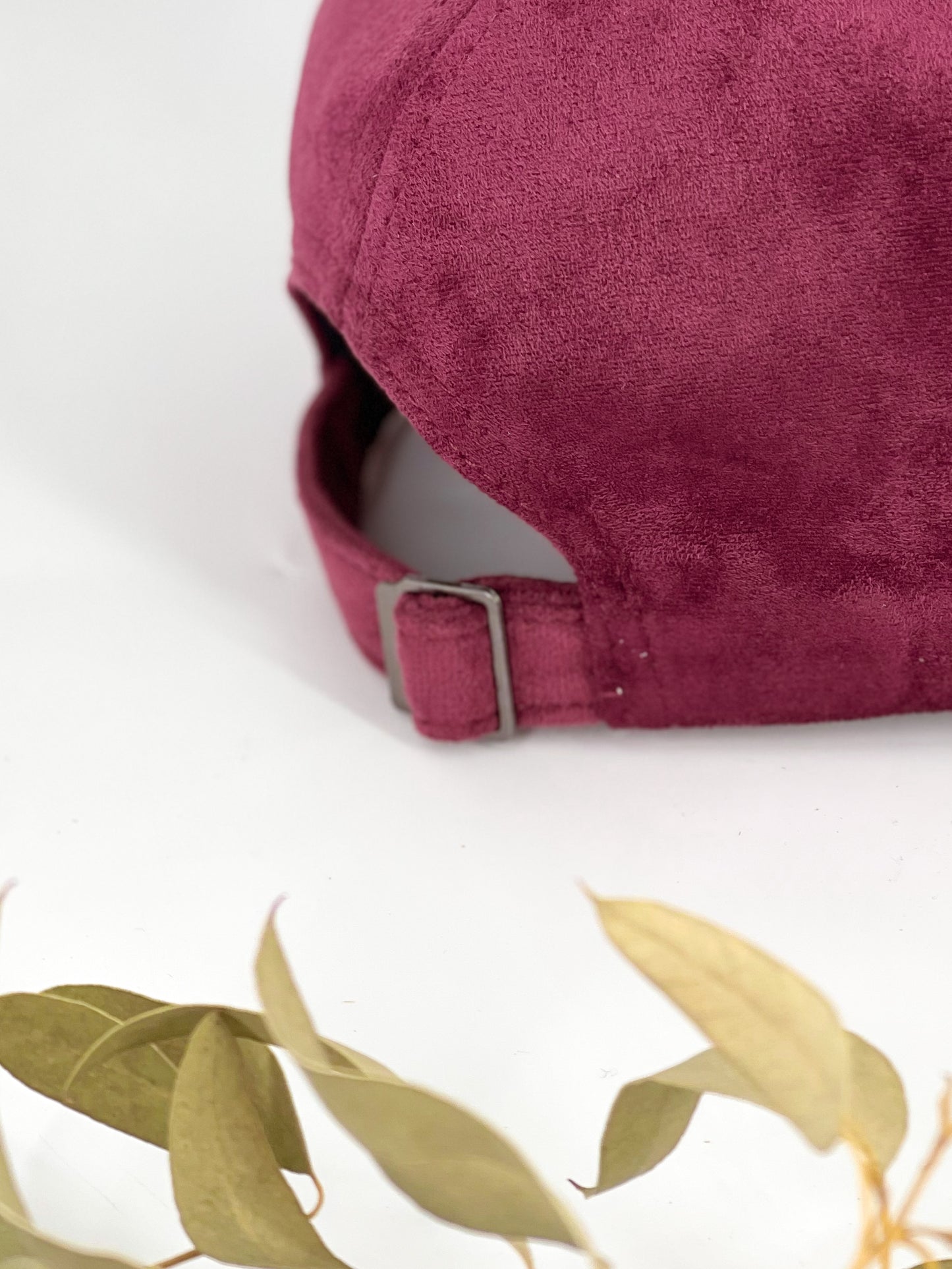 Casquette en suédine bordeaux
