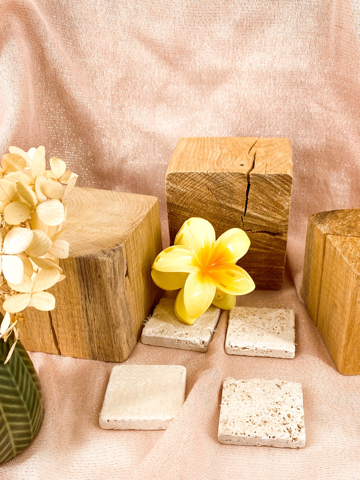 Pince à cheveu fleur nuances de jaune