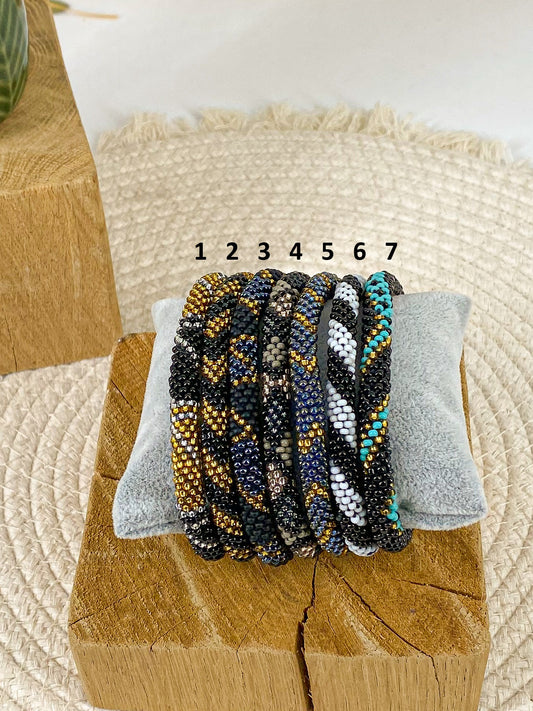 Bracelets népalais noirs